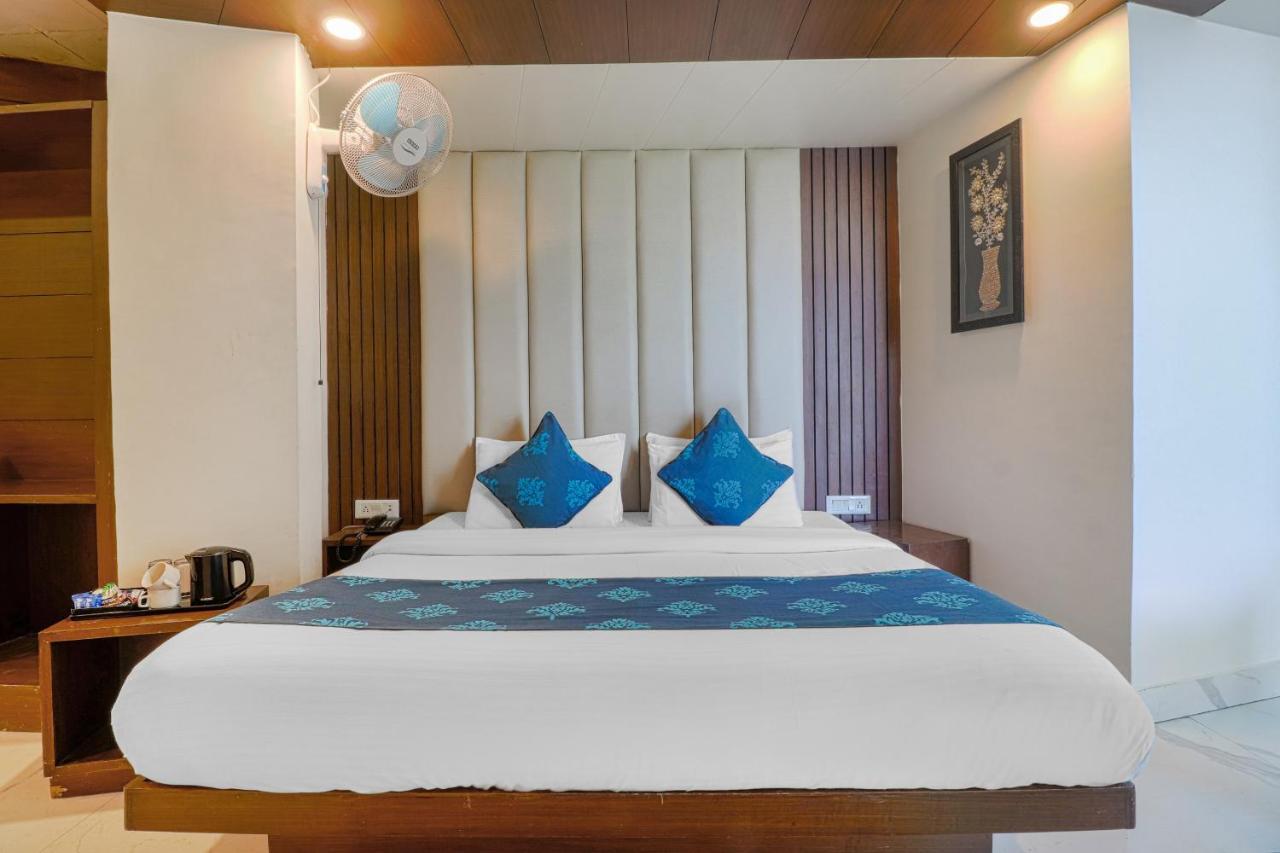 Hotel Silver Line By La Casa Mussoorie Dış mekan fotoğraf
